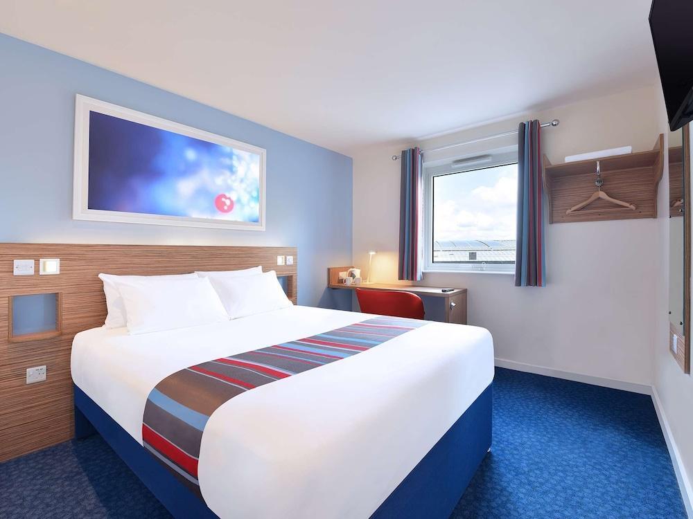Travelodge Manchester Central Arena Экстерьер фото